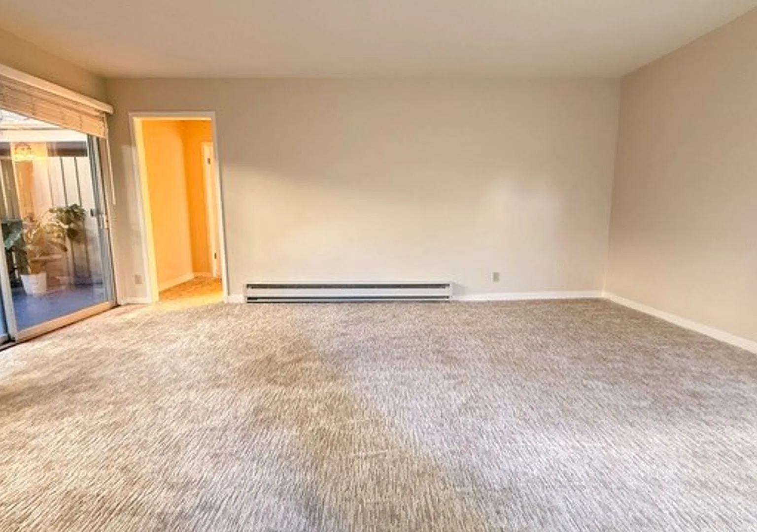 1660 Sutter Street — Photo 2