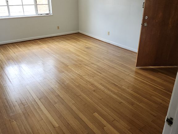 5th image of 3727 Rocky River Dr APT 6