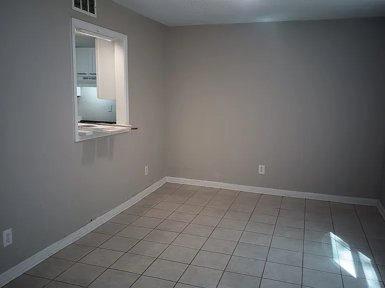3395 Columbia Trce #3395 — Photo 10