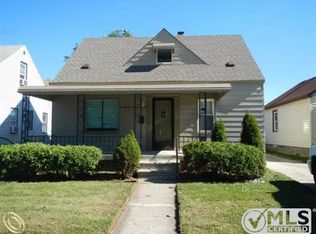 22762 Cushing Ave, Eastpointe, MI 48021