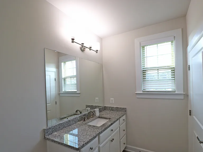 1040 Stepping Pl — Photo 41