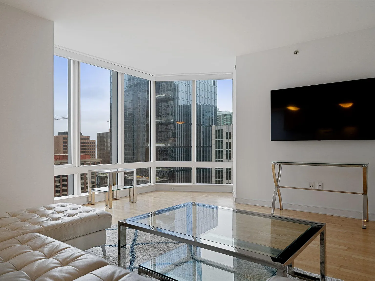 1 bed, 1027 sqft, $6,500 — Photo 1