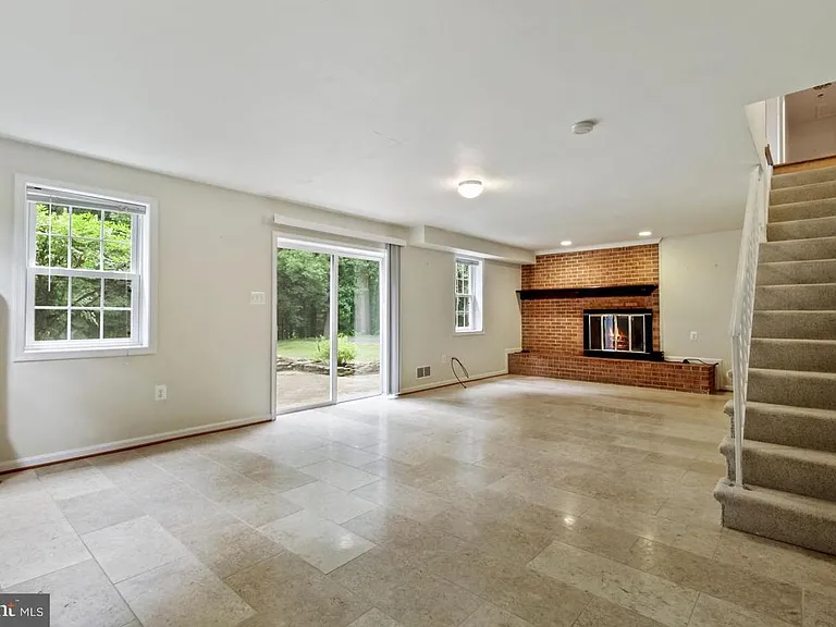 14908 Claude Ln — Photo 16