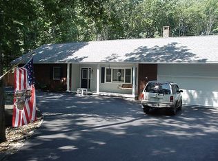 4136 Mill Creek Dr, Cresco, PA 18326