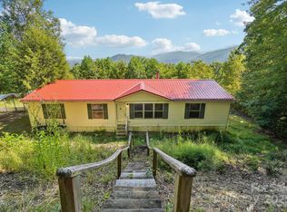 17 Saint Bernard Ln, Candler, NC 28715