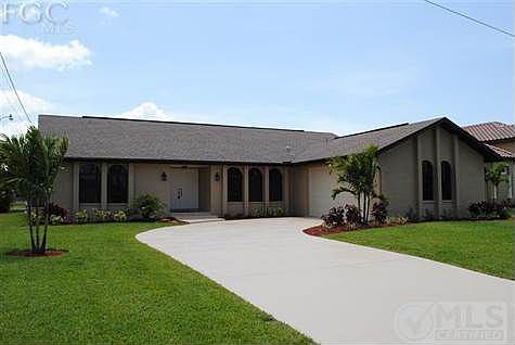 1st image of 4339 SW 25th Ave
