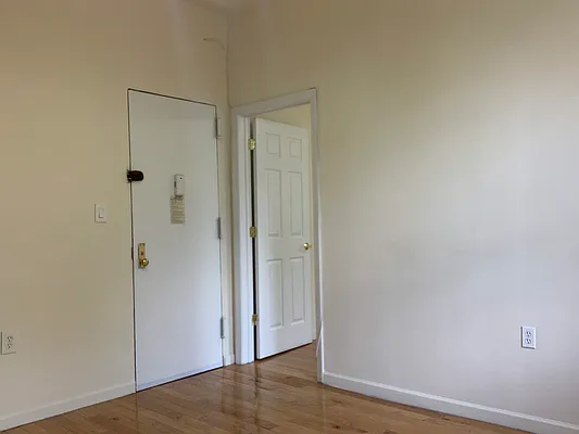 Rented by Sohayegh Enterprises Corp. | media 19