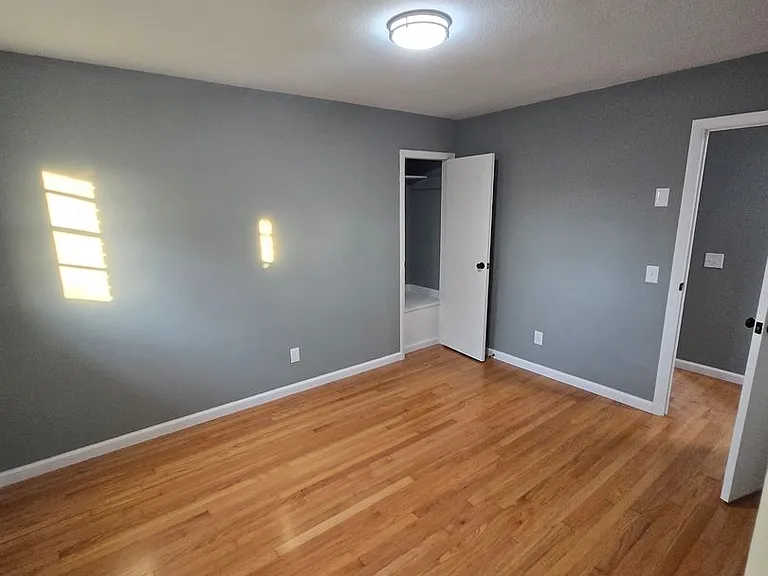 375 Fairfield Dr — Photo 17