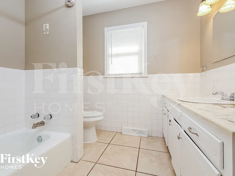 6700 E 129th St — Photo 11