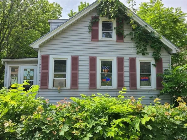 232 Vann St, Syracuse, NY 13206