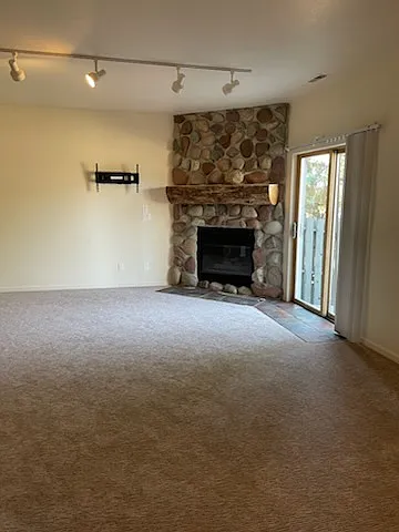 15 Sagewood Ct — Photo 7