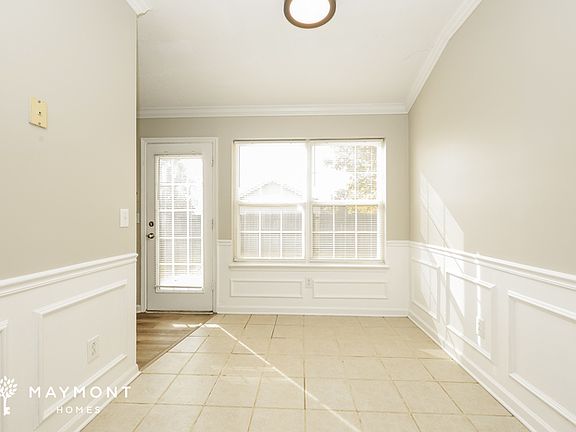 4th image of 233 Lake Forest Dr