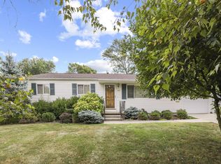 702 Sherwick Rd, Newark, OH 43055