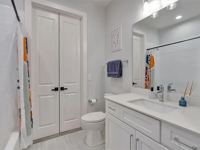 6890 Peachtree Dunwoody Rd #303 — Photo 14