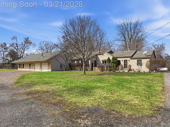 4th image of 12913 Nine Mile Rd