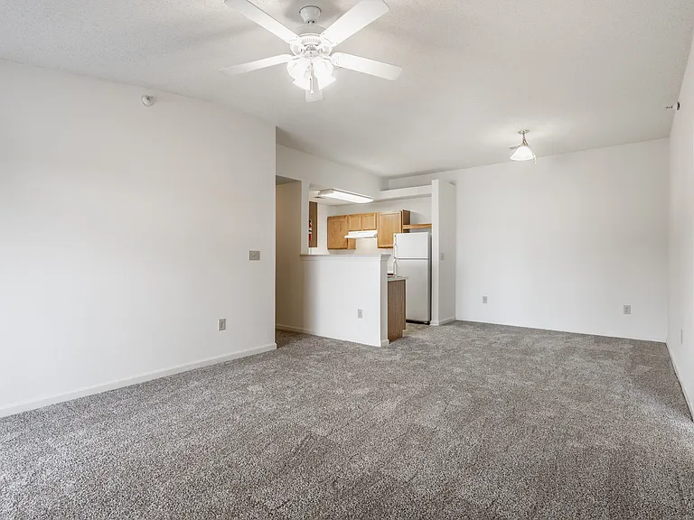Polo Run Apartments — Photo 18