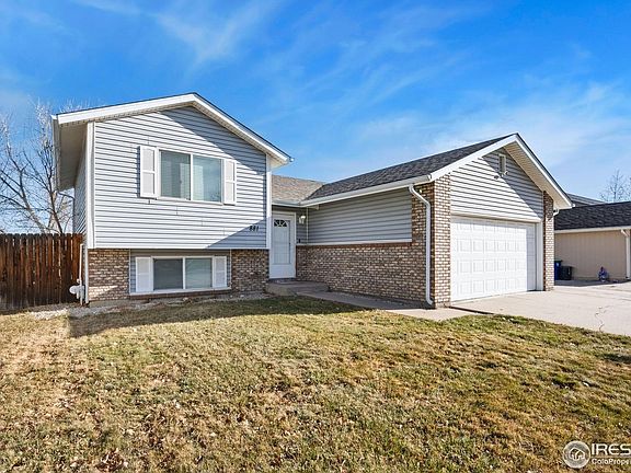 2nd image of 881 Columbine Dr