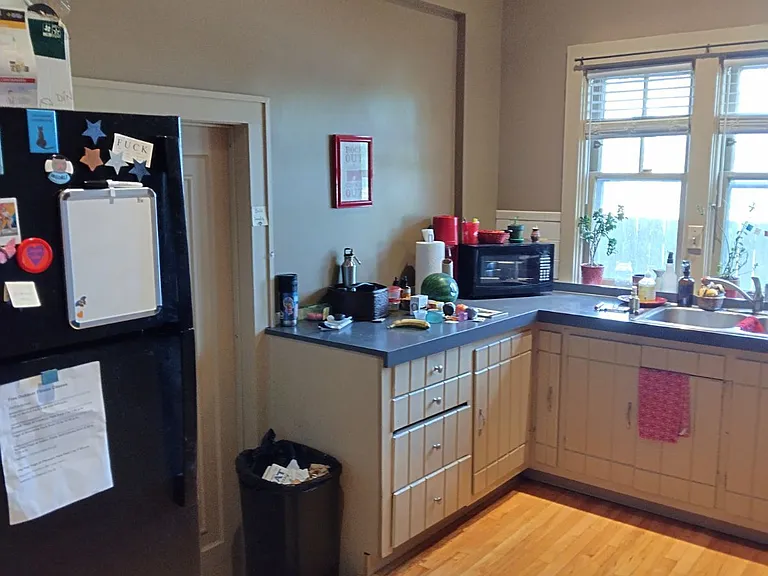 313 College Ave NE #1 — Photo 6