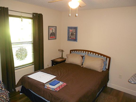 5th image of 1039 Myrtle St
