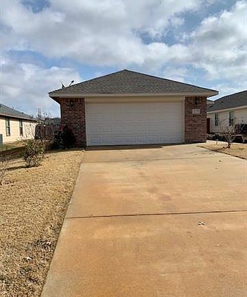 4th image of 217 Candlewood Cir