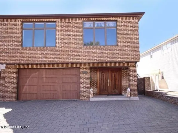 108 Forest St, Staten Island, NY 10314