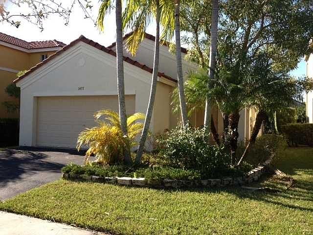 Weston Savanna Majesty Terrace Rental Exterior View