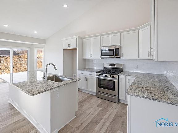 2nd image of 343 Plantation Ln
