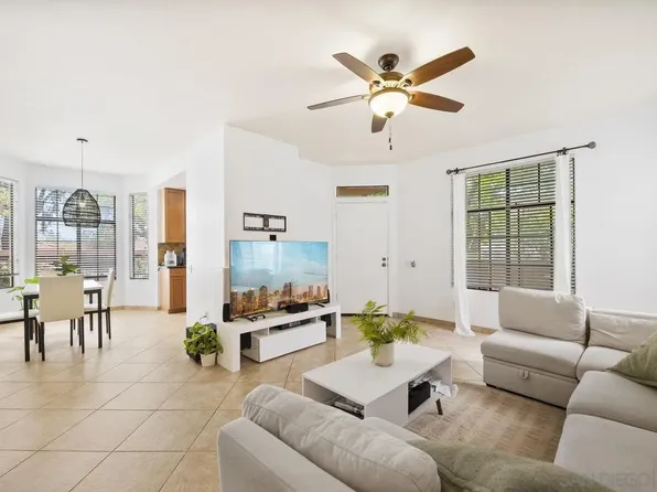 4035 Carmel View Rd Unit 117, San Diego, CA 92130