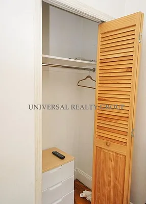 Rented by Universal Realty Group | media 9