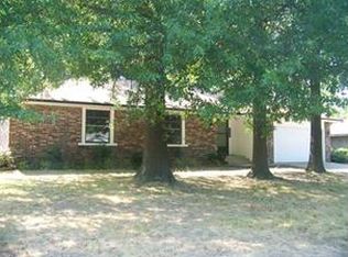 1300 San Miguel Dr, Springdale, AR 72762