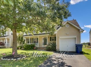 7 Osborn Ct, Little Egg Harbor, NJ 08087