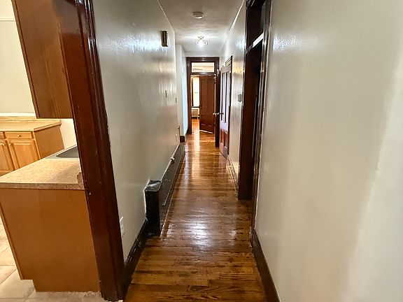 4th image of 15 Jay St #3