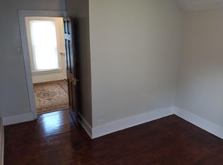 2720 Girard Ave N, Minneapolis, MN 55411