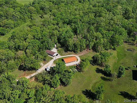 2nd image of 106 Mount Carmel Rd
