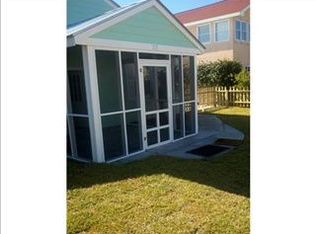 22 Pulaski St, Tybee Island, GA 31328
