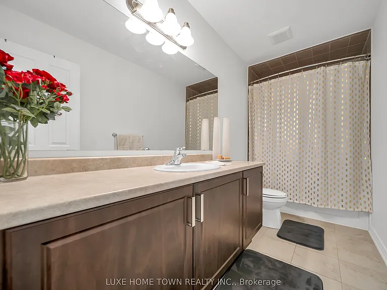 19 Findlay Way — Photo 27