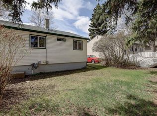 3432 SW 3rd Ave NW, Calgary, AB T2N 0M3