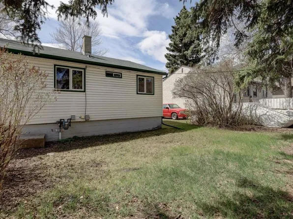 3432 SW 3rd Ave NW, Calgary, AB T2N 0M3