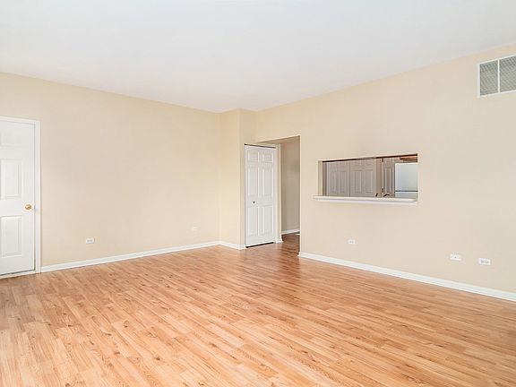 5th image of 2912 Stonewater Dr #2912