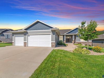 417 W Emerald Cir, Brandon, SD, 57005