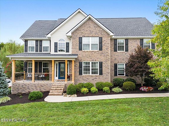 2nd image of 5224 Trumpet Vine Ln
