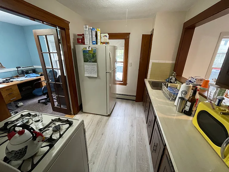 92 Marble St — Photo 4