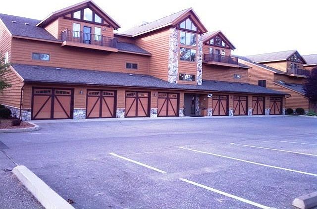1st image of 1833 20th Ct Unit 3