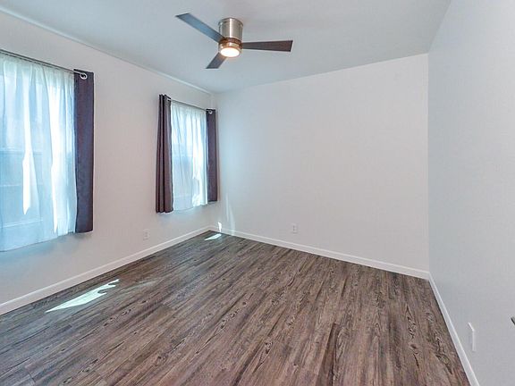3rd image of 3163 W 154th St