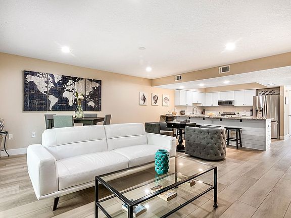 5th image of 1710 Atlantic St APT 5C