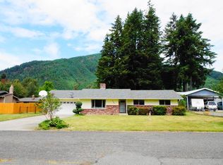 1165 Crystal Way, Morton, WA 98356