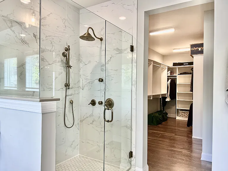 413 Belton St #413 BELTON ST — Photo 32