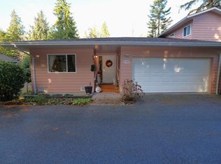1585 Field Rd #312, Sechelt, BC V7Z0H1