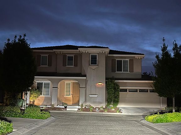 2nd image of 2193 Salice Way