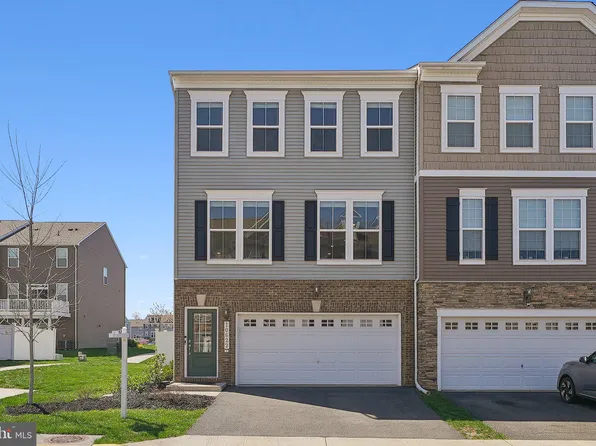 10622 Hinton Way, Manassas, VA 20112